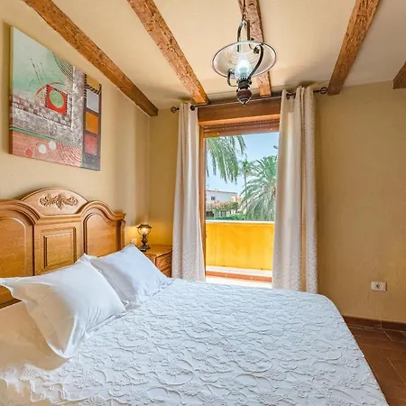アパート Cozy Townhouse With A Garden. プラヤ・デ・ラス・アメリカス