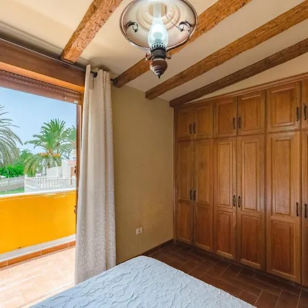 Cozy Townhouse With A Garden. * Playa de las Américas